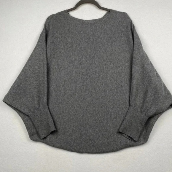 Gray boat neck / batwing sweater size small oversized fit - Picture 3 of 13
